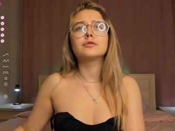 girl Nude Cam Girls Fuck For Money with pewdieevaa