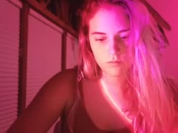 couple Nude Cam Girls Fuck For Money with snowbunnyass