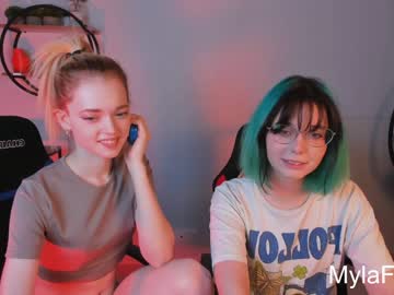 couple Nude Cam Girls Fuck For Money with hungry_olive