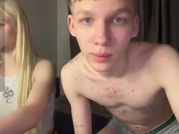 couple Nude Cam Girls Fuck For Money with walterback