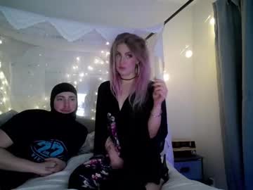 couple Nude Cam Girls Fuck For Money with siriandstevejobs