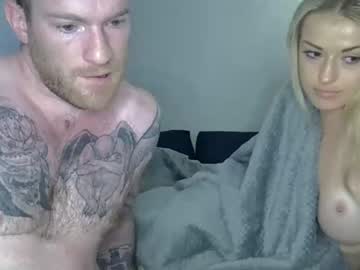 couple Nude Cam Girls Fuck For Money with mikeandhannah