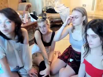 couple Nude Cam Girls Fuck For Money with elsafantasy