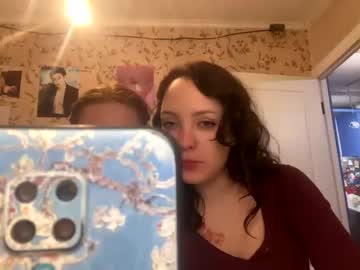 couple Nude Cam Girls Fuck For Money with greedbiiitchs
